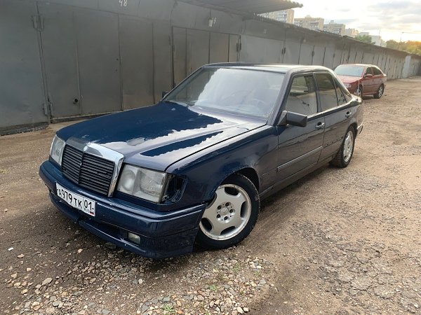 . . Mercedes W124 2.3    1986        ...