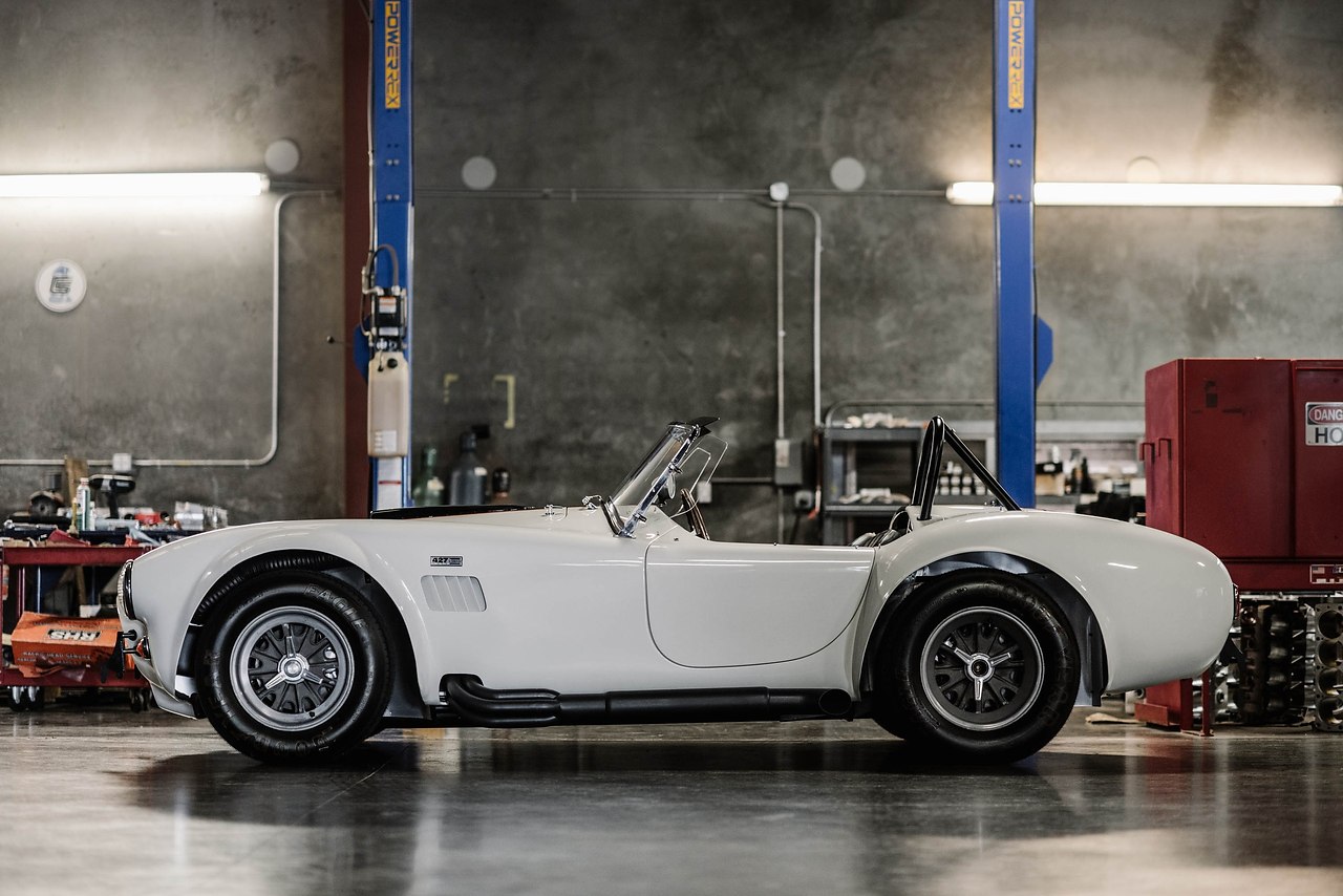 #Shelby@autocult #Cobra@autocult - 2