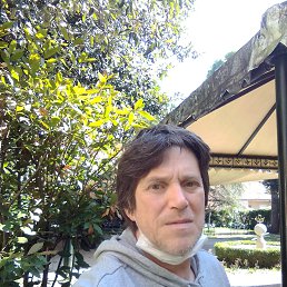 sandro, 57, 