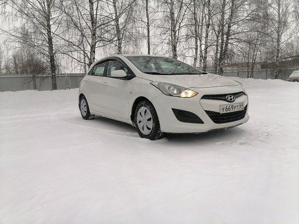 Г. ВЛАДИМИР.i302015 год.1.4 6ст.мкпп96000т.км2 к-та колесПтс оригиналВозможен обмен ключами или ... - 2