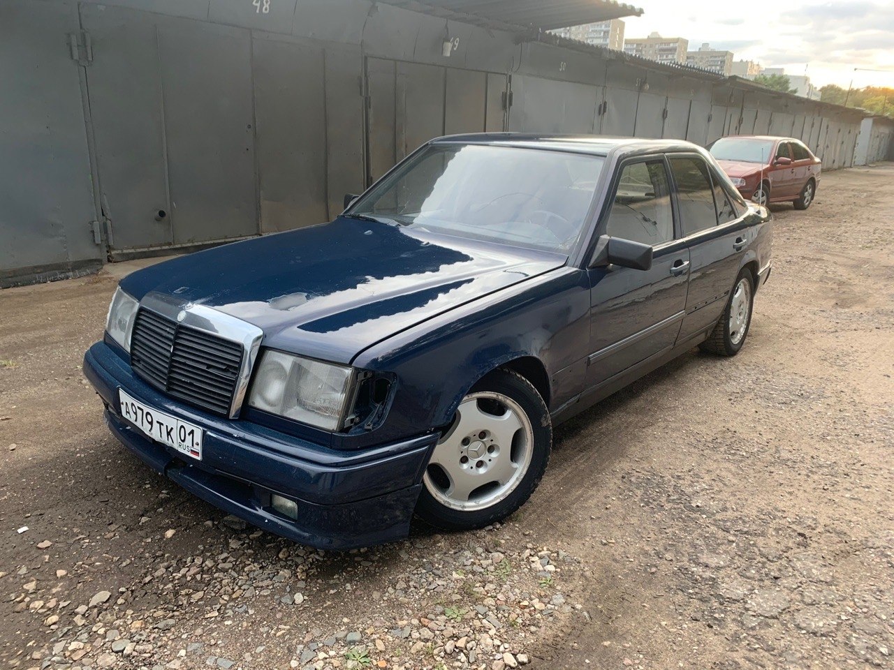 . . Mercedes W124 2.3    1986        ...