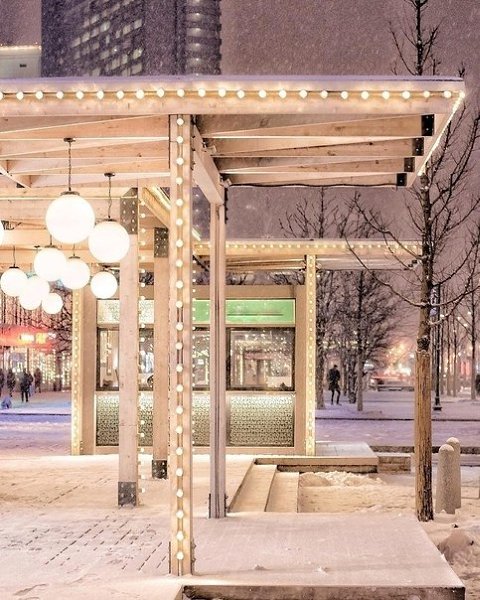 Новый Арбат под снегом.Москва: Инструкция по применению!