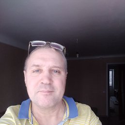 Юрий, 55, Поворино