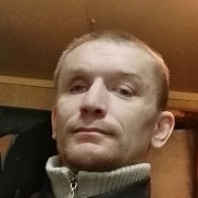 Vik, 37 , 