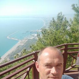 Виктор, 47, Чернигов