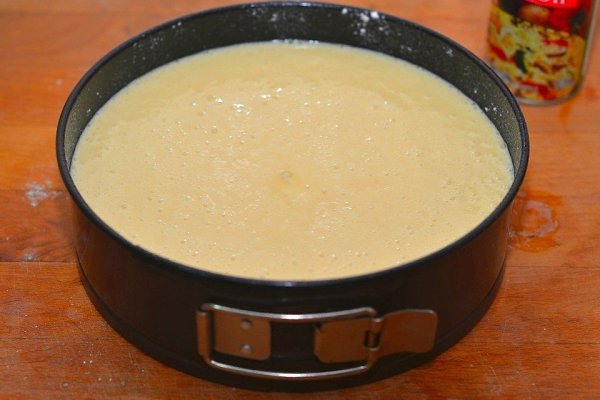 Торт «Tres leches».Ингредиенты:Мука — 400 гСахар — 450 гМолоко — 1 чашкаЯйцо — 5 шт.Масло сливочное ... - 6