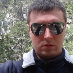 Vova, 40, 