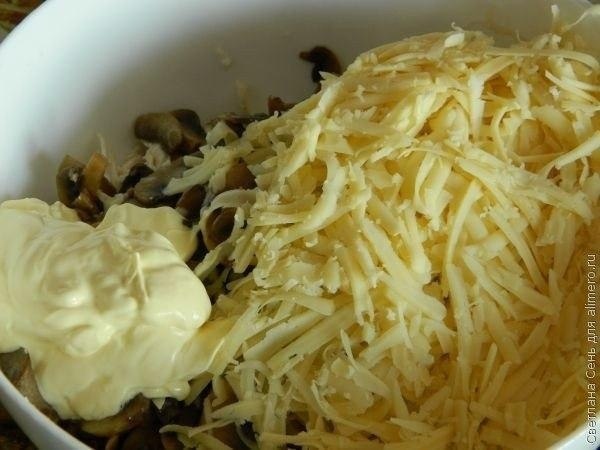 Грибной салат с курицей.Время приготовления: 1 часСтепень сложности: очень легкоДля приготовления ... - 6