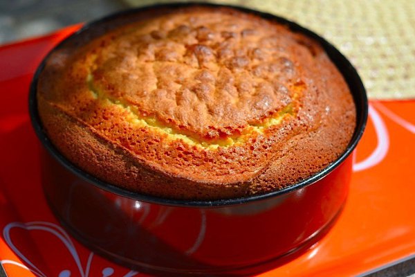 Торт «Tres leches».Ингредиенты:Мука — 400 гСахар — 450 гМолоко — 1 чашкаЯйцо — 5 шт.Масло сливочное ... - 7