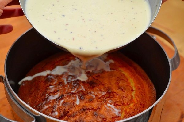 Торт «Tres leches».Ингредиенты:Мука — 400 гСахар — 450 гМолоко — 1 чашкаЯйцо — 5 шт.Масло сливочное ... - 9