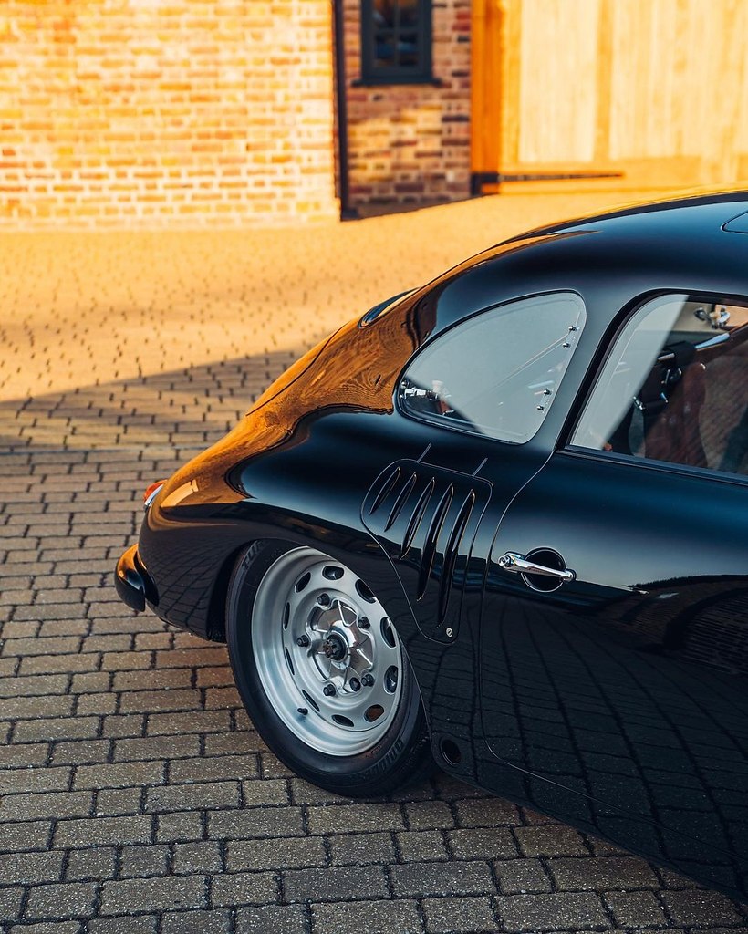 #Porsche@autocult - 4