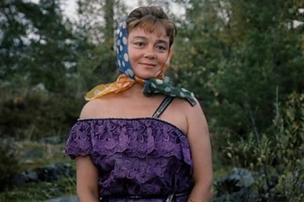 С Ниночкой я познакомилась в автошколе. Она вынесла мозг трем инструкторам, одному инспектору, мне и ...