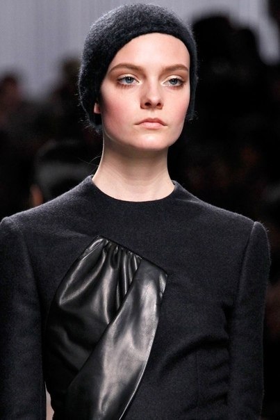 #__@sewing_school.      - 5