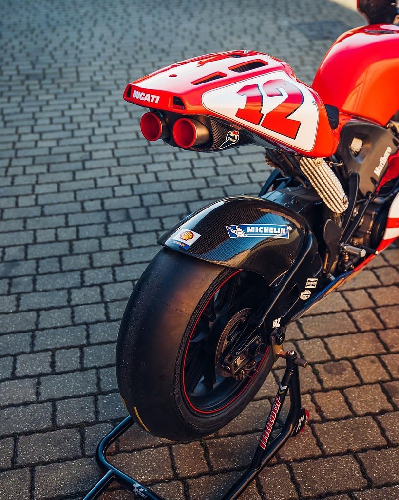 #Ducati@autocult - #FYSMmoto - 4