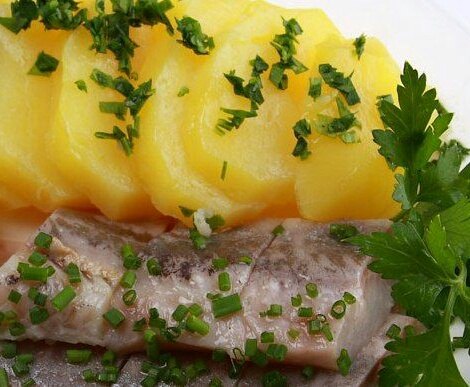 ...сейчас у кого-то слюнки потекут..)).>>>>>>>>>>>>Какие бы ...