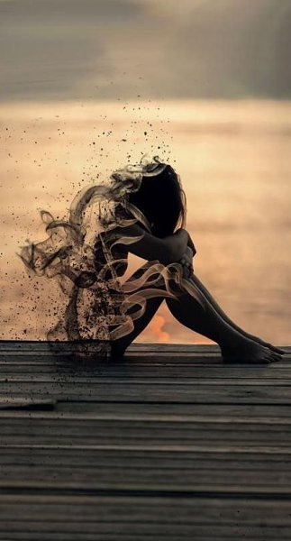 Не все, кто улыбаются - добры, Не все, кто на коленях – верят в Бога. Не все, кто много знает – те ...