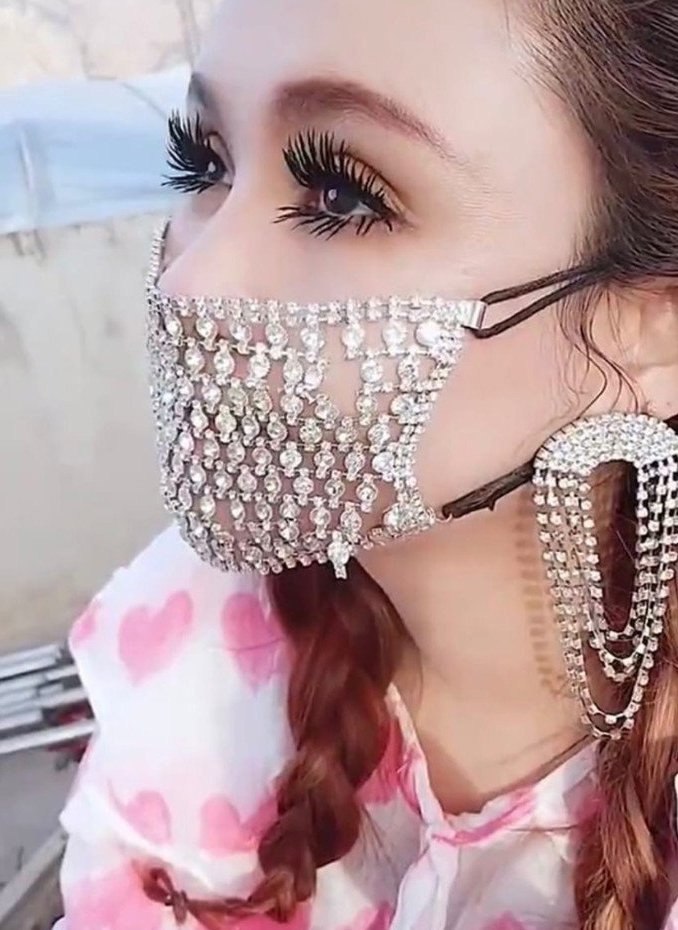     ,    -