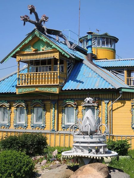Дом с драконом в деревне Дурасово. Ярославская область. - 3