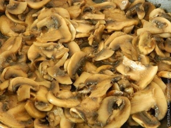 Грибной салат с курицей.Время приготовления: 1 часСтепень сложности: очень легкоДля приготовления ... - 3