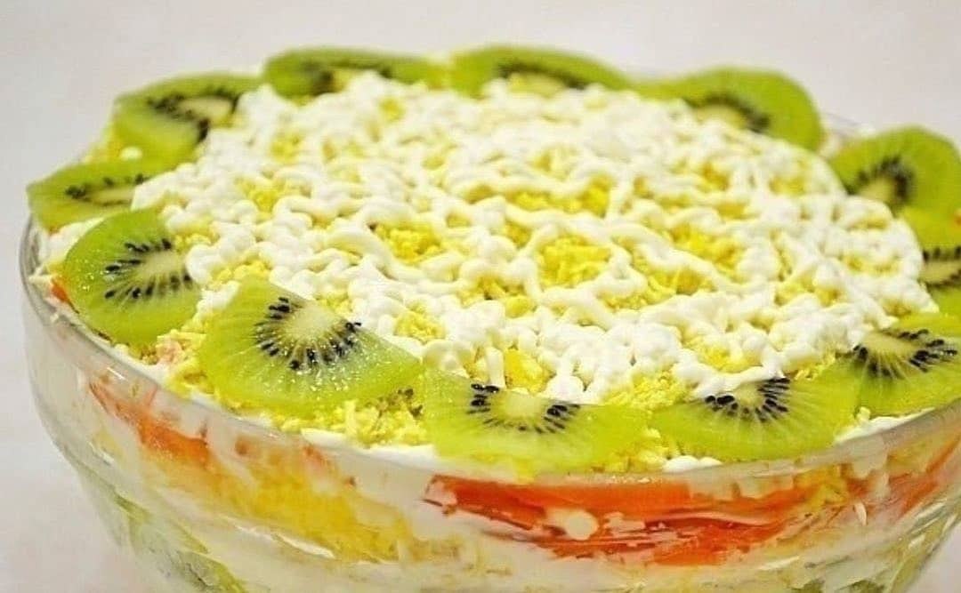 Салат «АРИА» .«Оливьe» и «Шуба»стоят в сторонке!Этот нeобыкновeнно вкусный салат, при всeй своeй ...