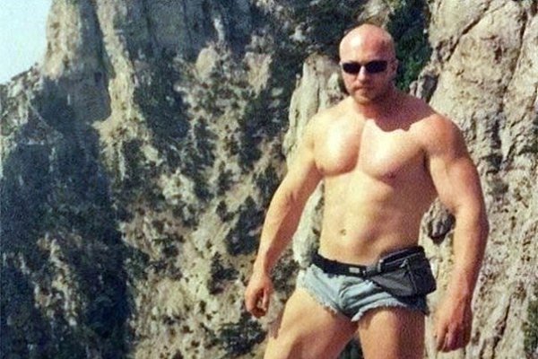 Я и не знала, что он раньше был нормальным. Как считаете, что его заставило так измениться? ... - 3