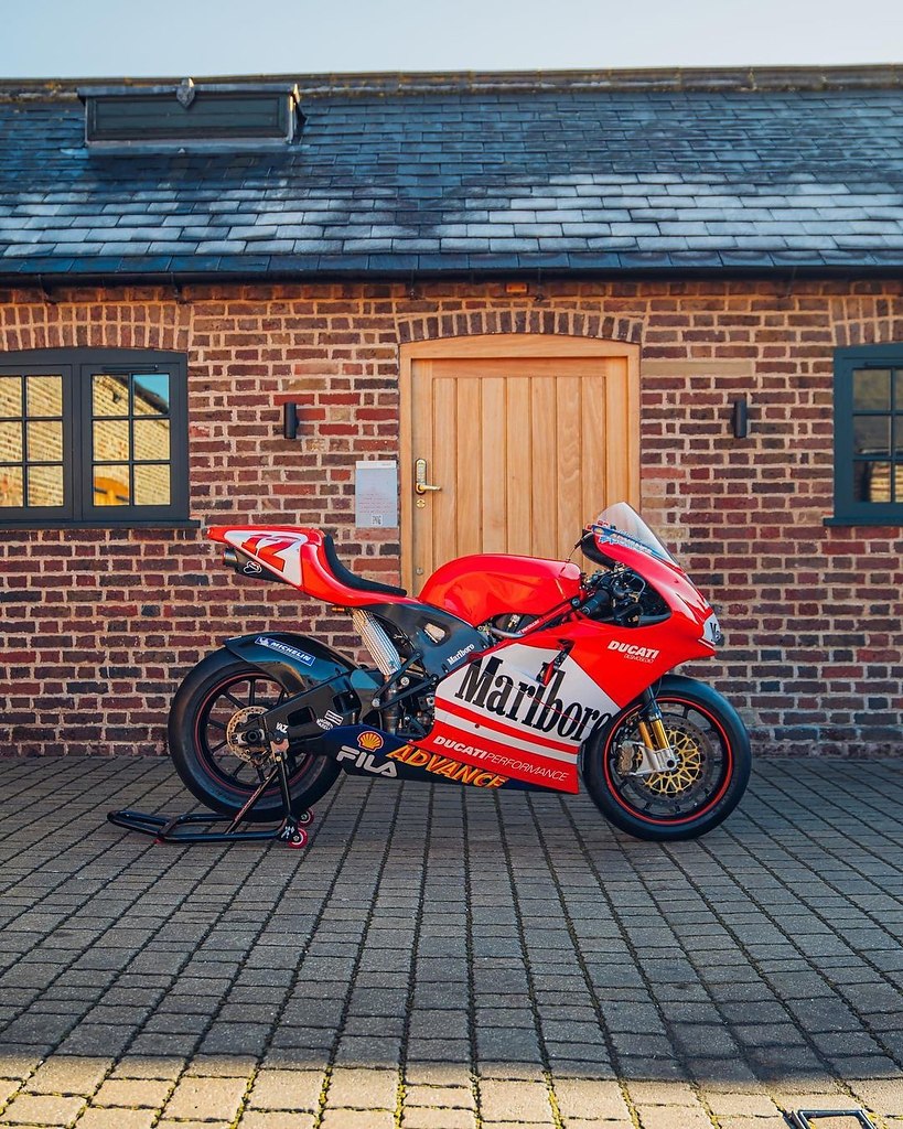 #Ducati@autocult - #FYSMmoto