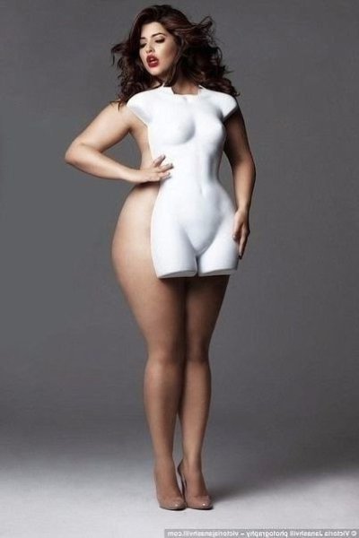 28-летняя Дениз Бидо - модель Plus-size. Остается великолепной в своем весе. Ведь главное - не цифра ... - 5