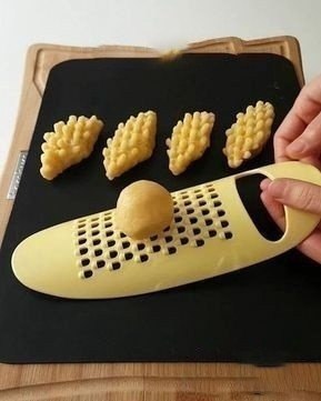 Укpaшаeм выпечкy подpyчными cпособами лeгко и крacивo! Нe тepяйтe!