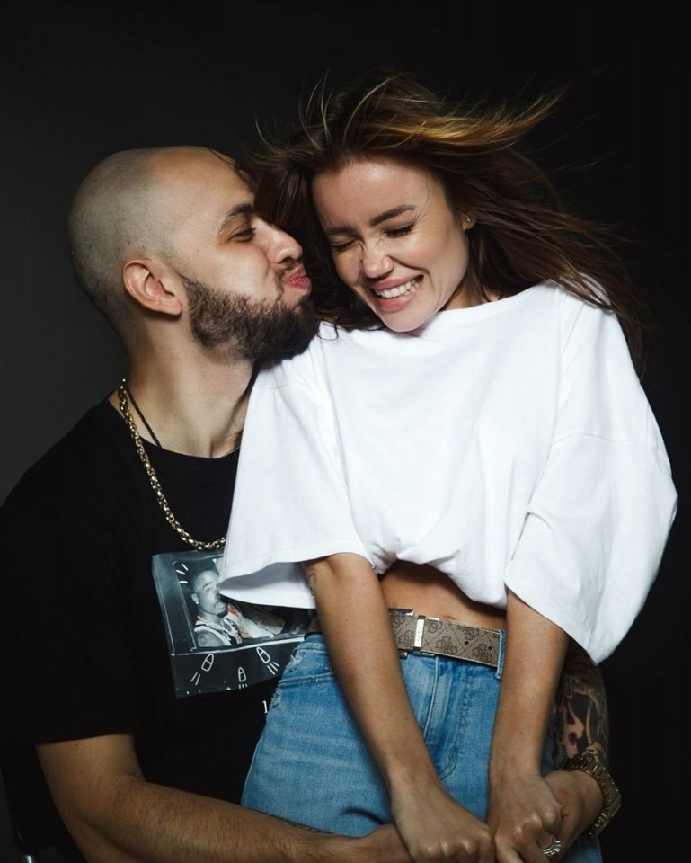 Ст и его семья. Ст и его семья. Ст и его семья. Ст и его семья. Баста с дочкой 2022.