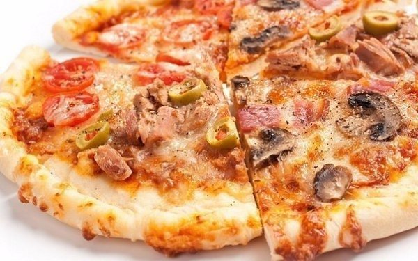 ТОП-5 РЕЦЕПТОВ ВКУСНОЙ ПИЦЦЫ .1.КЛАССИЧЕСКАЯ ПЕПЕРОНИИНГРЕДИЕНТЫ: 250 гр Теста для пиццы 170 гр Сыр ... - 4