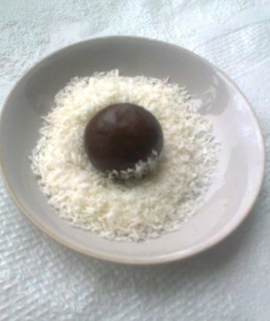 Бригадейро (конфеты из сгущенки). Бригадейро — вкусные конфеты, чем-то напоминающие по вкусу ... - 6