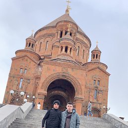 Garegin, , 22 