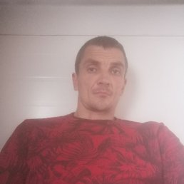 Юрий, 36, Лучегорск