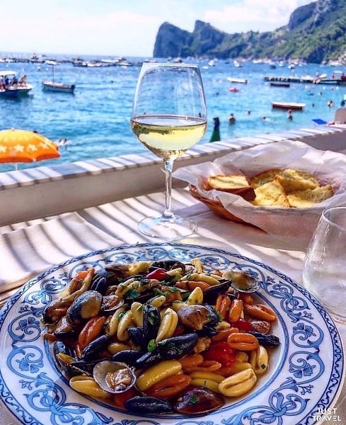 ��a��� � e�a.#art #travel #world - 8