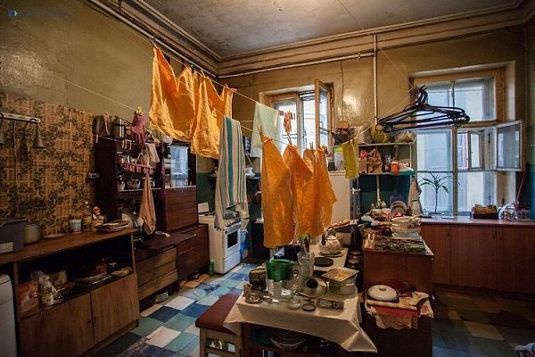 ВСЁ ПО-ИНТЕЛЛИГЕНТНОМУ.Опять на улице потеплело, и снега проседают. Совсем прижались к земле, хоть ...