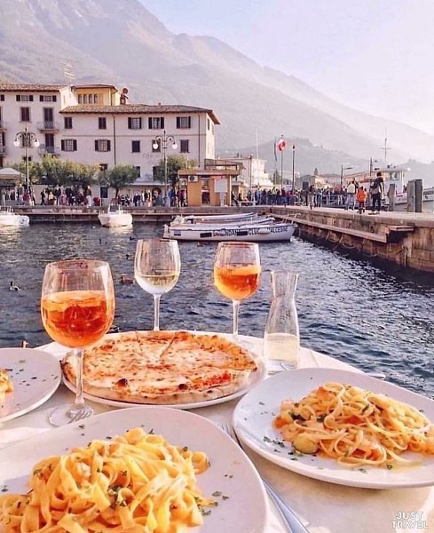 ��a��� � e�a.#art #travel #world - 9