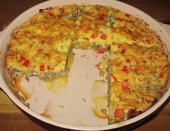 ПИРОГ ИЗ РЫБНЫХ КОНСЕРВОВ С КАРТОШКОЙ: ВКУС НЕ ПОДВЕДЕТ, ПОВЕРЬТЕ! Суть этого пирога — в рыбных ...