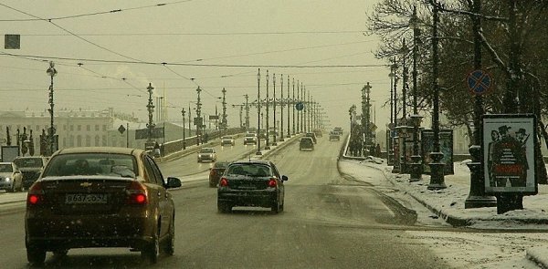 В новогоднюю ночь перекроют движение в центре Санкт-Петербурга.По традиции центр города перекрывают ...
