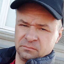 Viorel, , 44 