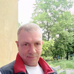 Владлен, 51, Кременчуг