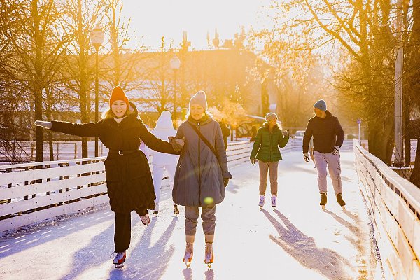 Любимый всеми столичный каток в Парке Горького откроется 25 ноября.На льду площадью более 16 тысяч ... - 3