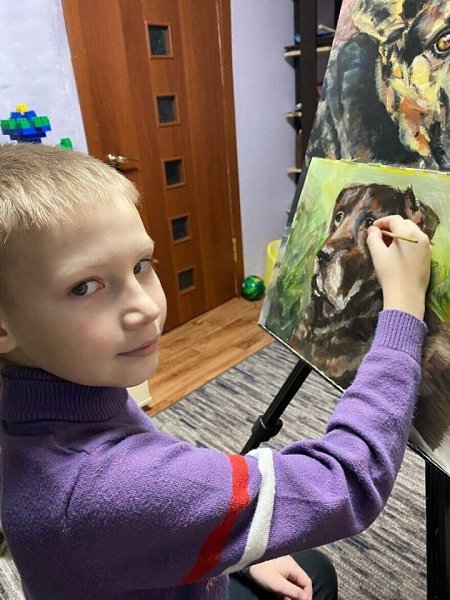 10-летний школьник из Арзамаса pисует поpтреты животных и помогает пpиютам - 3