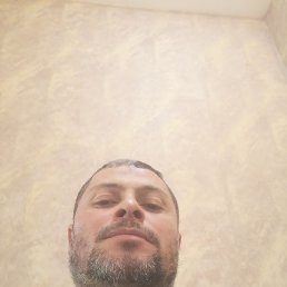Bek, , 46 