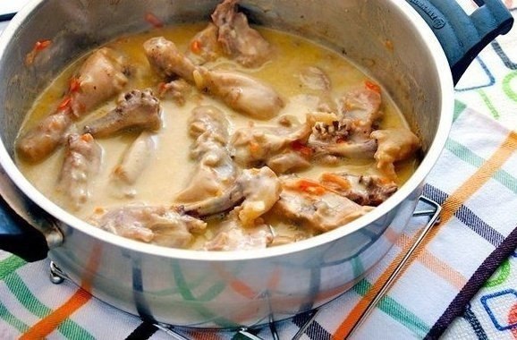 Курочка в молочно-сметанном соусе.И вроде бы, кажется, что ничего особенного - курица в ... - 6