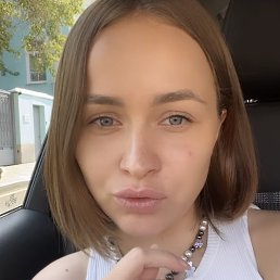 Olga, , 32 