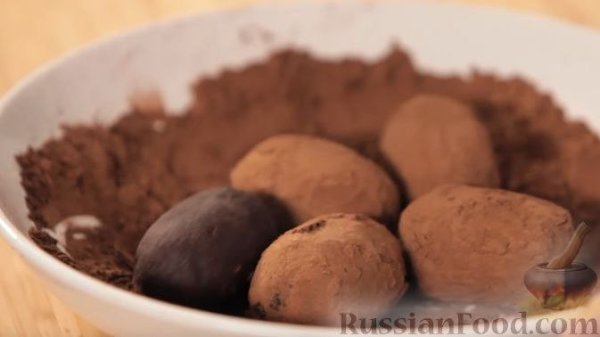 Пирожное "Картошка" Простой, классический рецепт пирожных "Картошка" из печенья. ... - 2