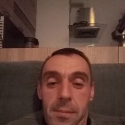 Vitaill, 40, 