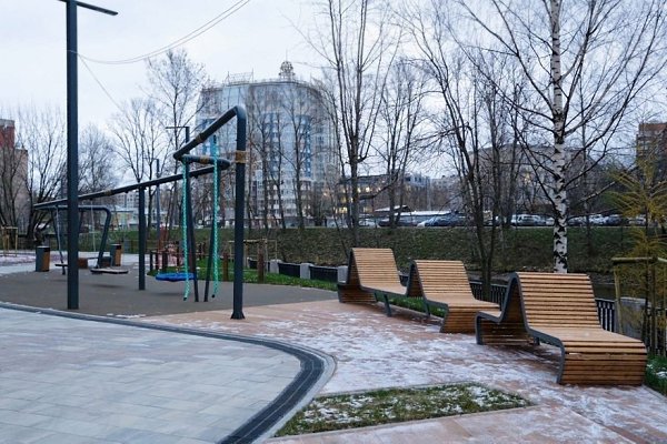 На Магнитогорской улице около моста Шаумяна появилось новое общественное пространство, рассказала ... - 4