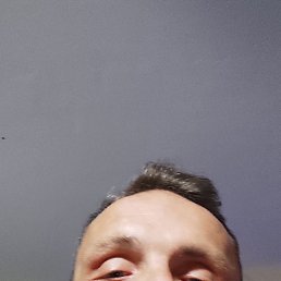 Vladislav, 45, 