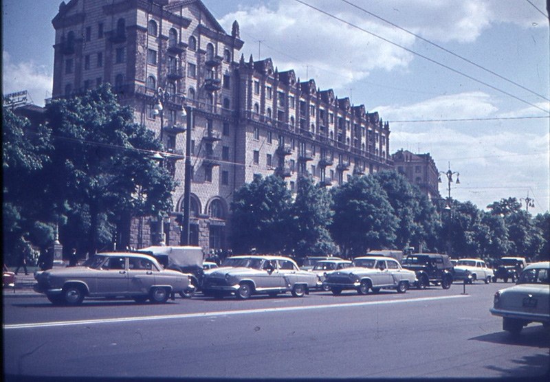 , 1970 . - 4